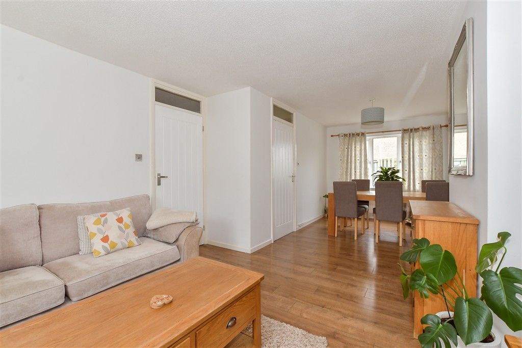 Property photo 3 of 15 Lounge/ Dining Room