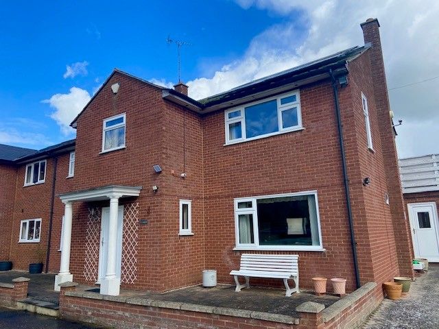 Property photo 1 of 18 Exterior