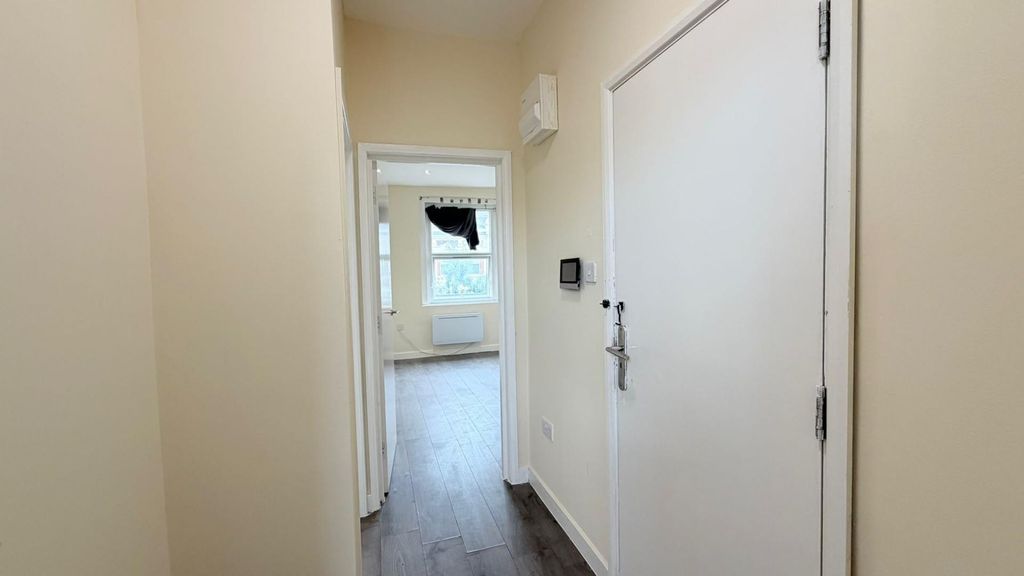 Property photo 3 of 12 03.Jpg
