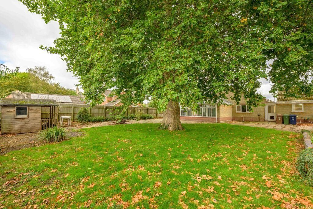 Property photo 3 of 21