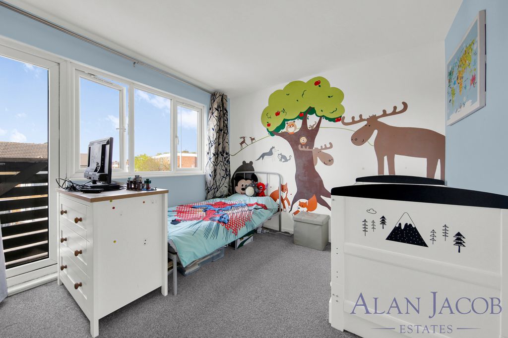 Property photo 1 of 27