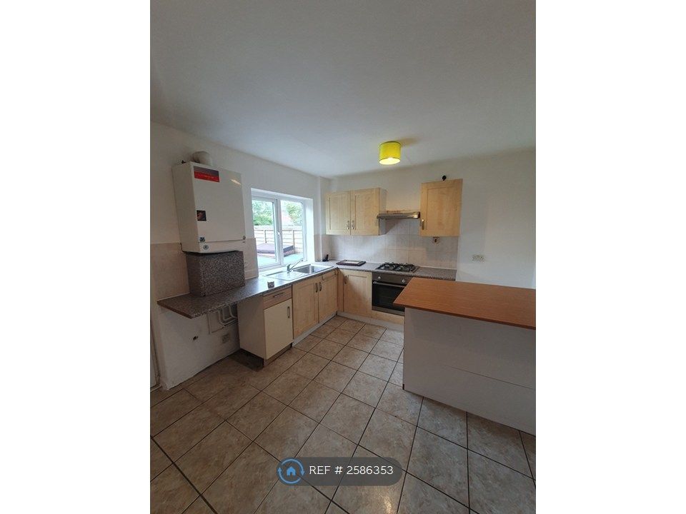 Property photo 3 of 9