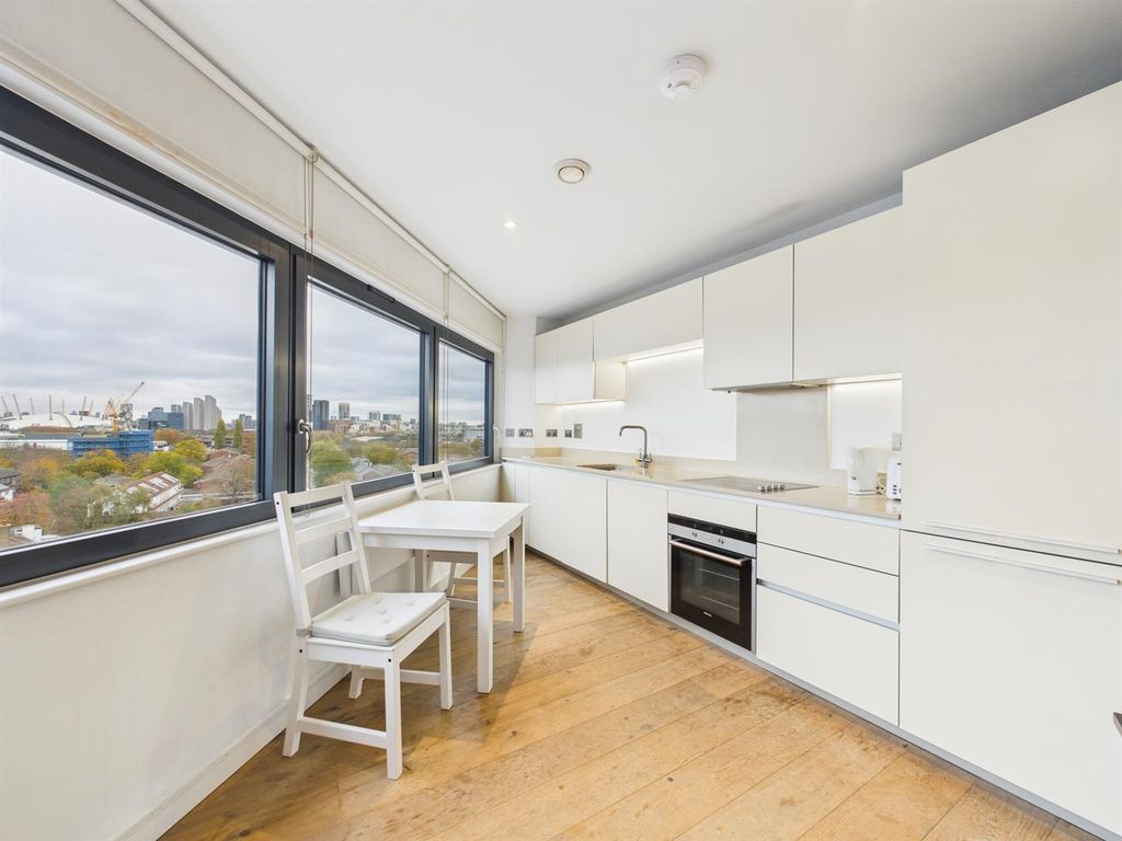 Property photo 3 of 11 Cam02664G0-Pr0119-Still003.Jpg