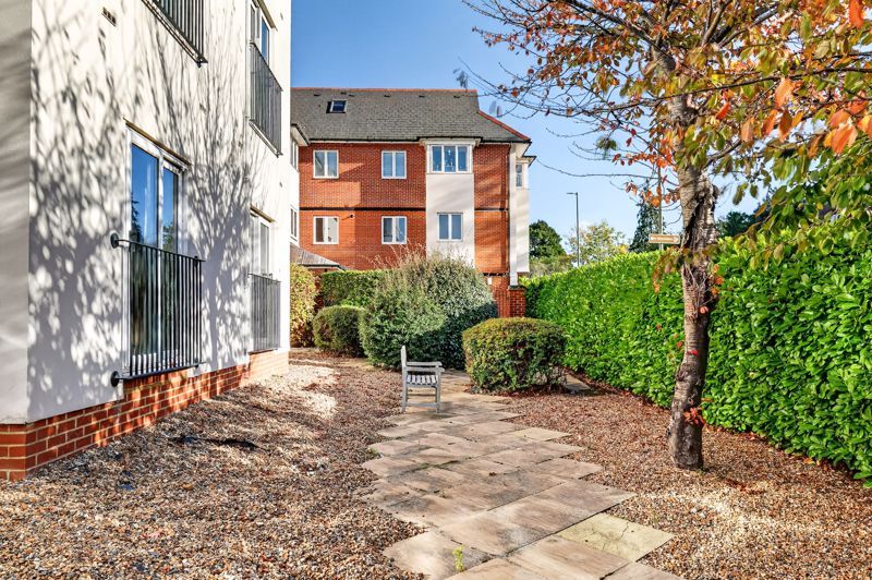 Property photo 3 of 21 Photo 6