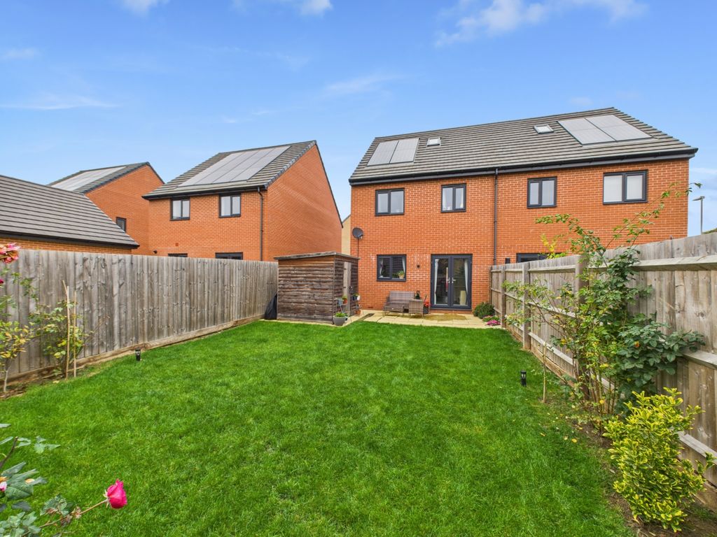 Property photo 1 of 20 Rear Garden