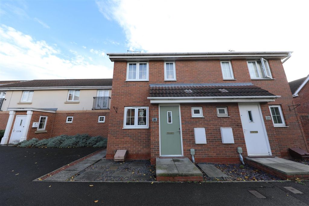 Property photo 1 of 13 Front