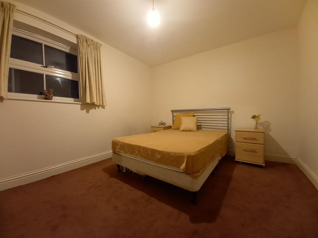 Property photo 3 of 5 Image2.Jpeg