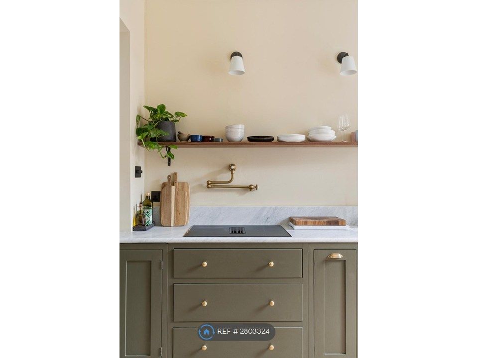 Property photo 1 of 34