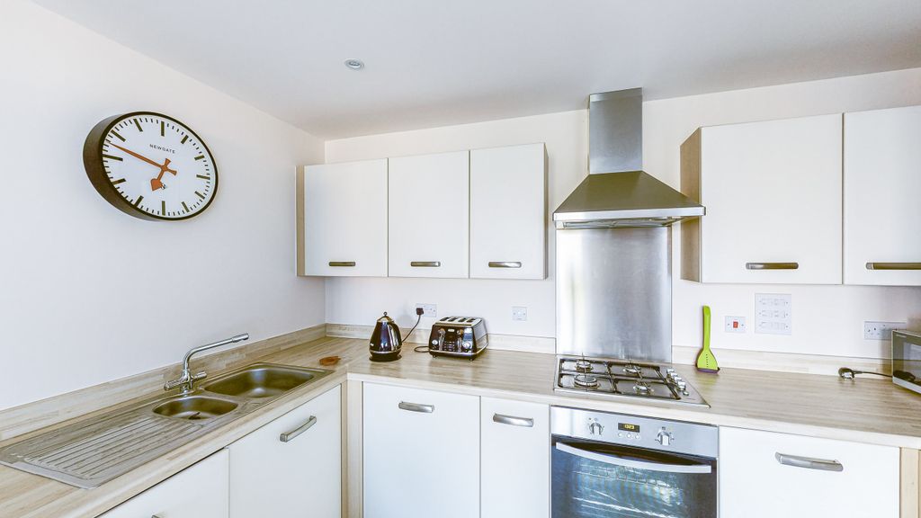 Property photo 3 of 23 88-Mosaic-House-20