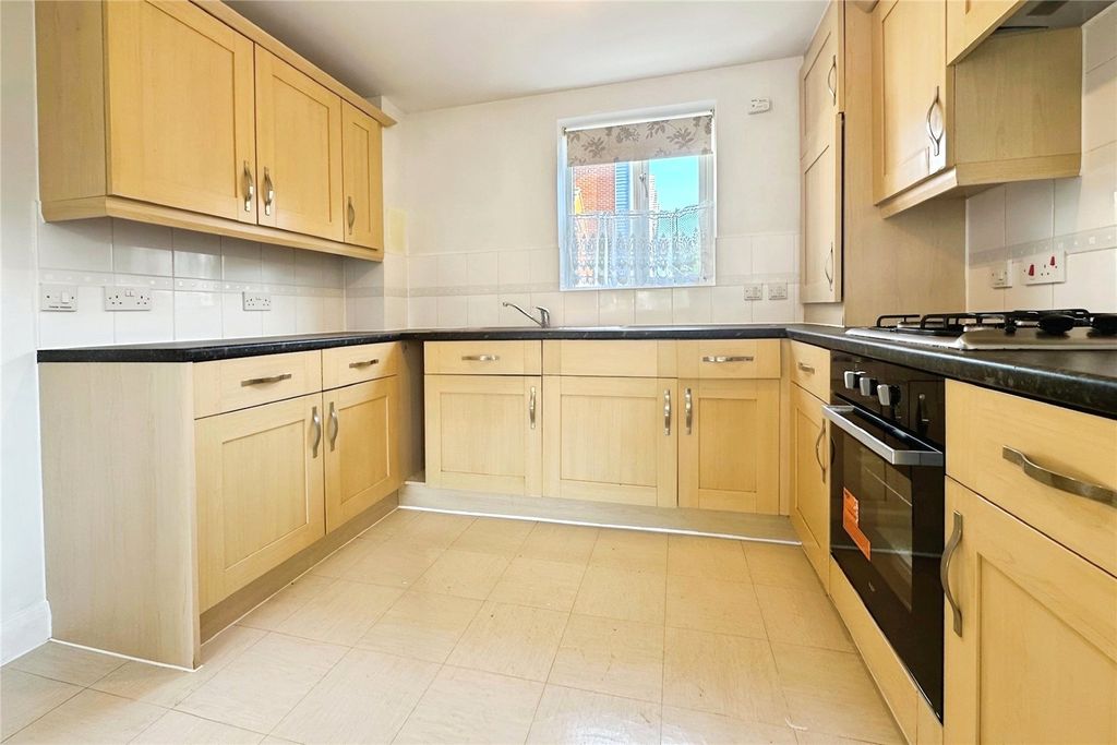 Property photo 3 of 8 Picture No. 09