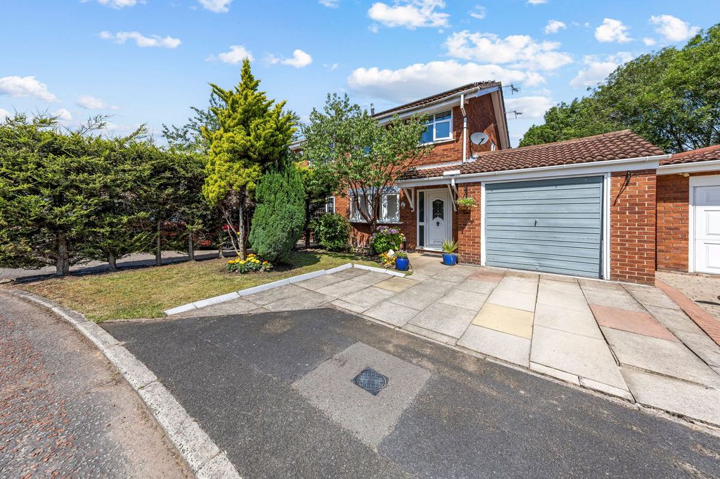 Property photo 1 of 19