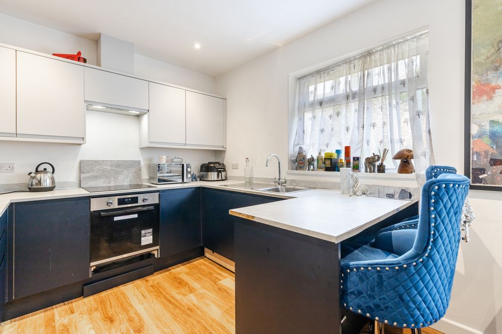 Property photo 3 of 12 A11 - Kingskerwell, Tree Tops Dacabridge Road - 25