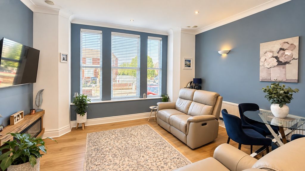 Property photo 3 of 17 5559783