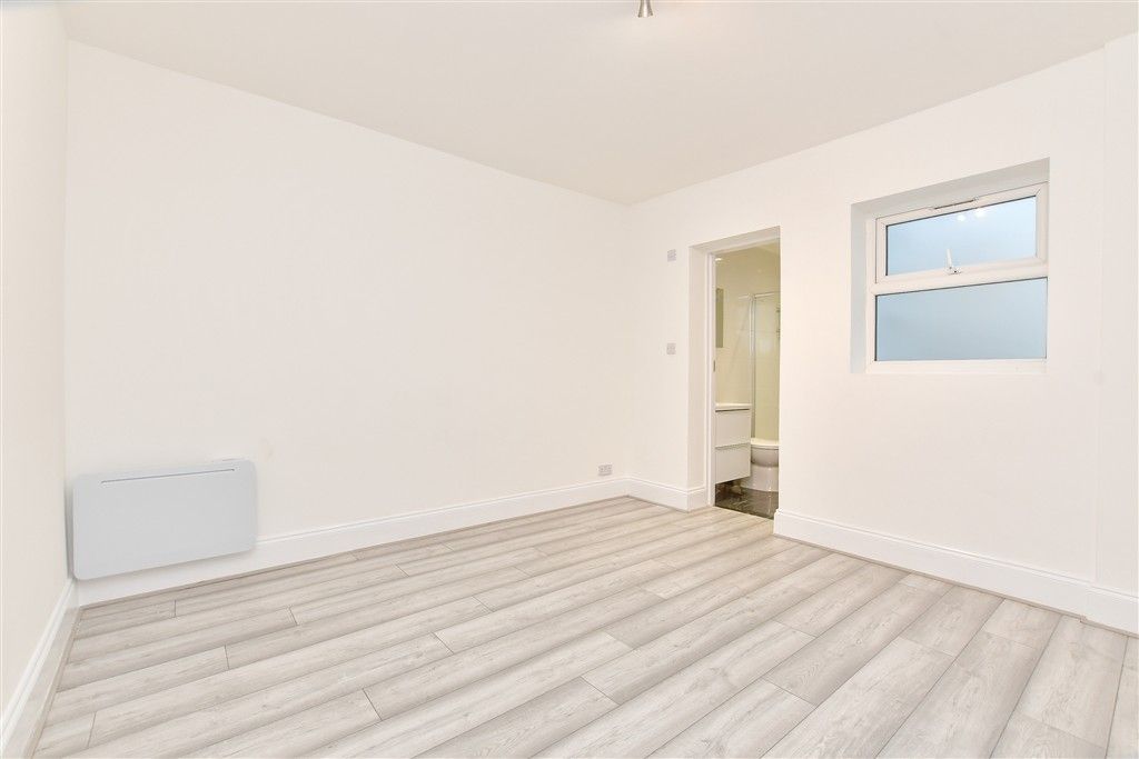 Property photo 3 of 15 Dining Room