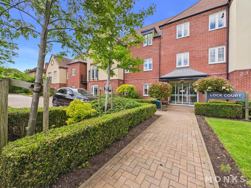 Property photo 1 of 19 Cam01520G0-Pr0394-Still054.Jpg