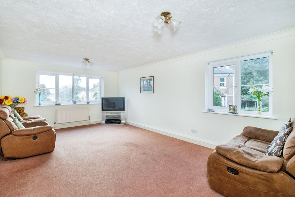 Property photo 3 of 17 Photography