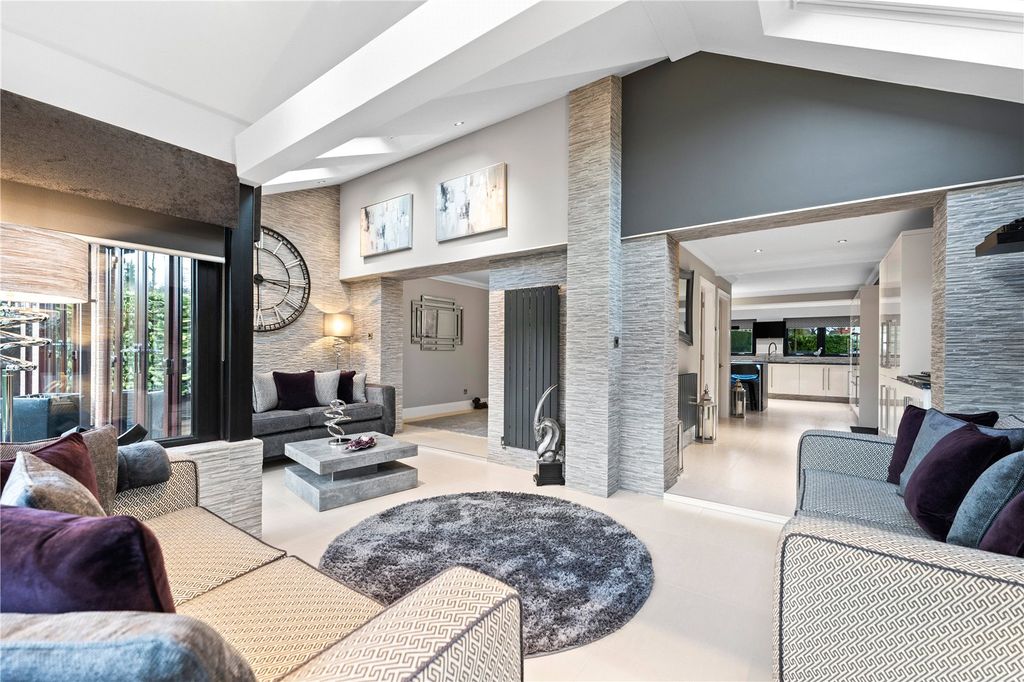 Property photo 3 of 36 Picture No. 38