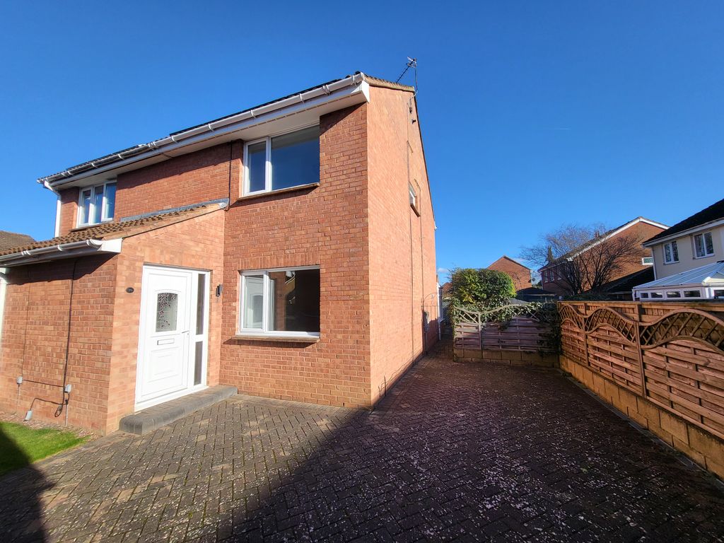 Property photo 1 of 11 Exterior