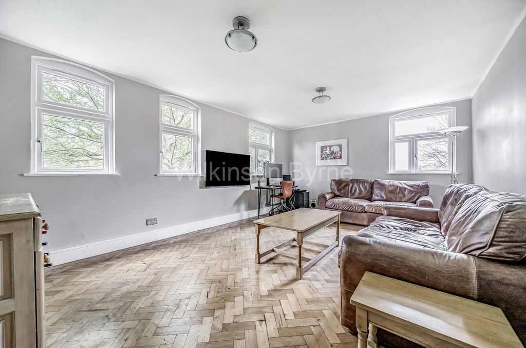 Property photo 1 of 11 4Bffc7Ec-75B3-41F8-Bec4-17De8E81E719