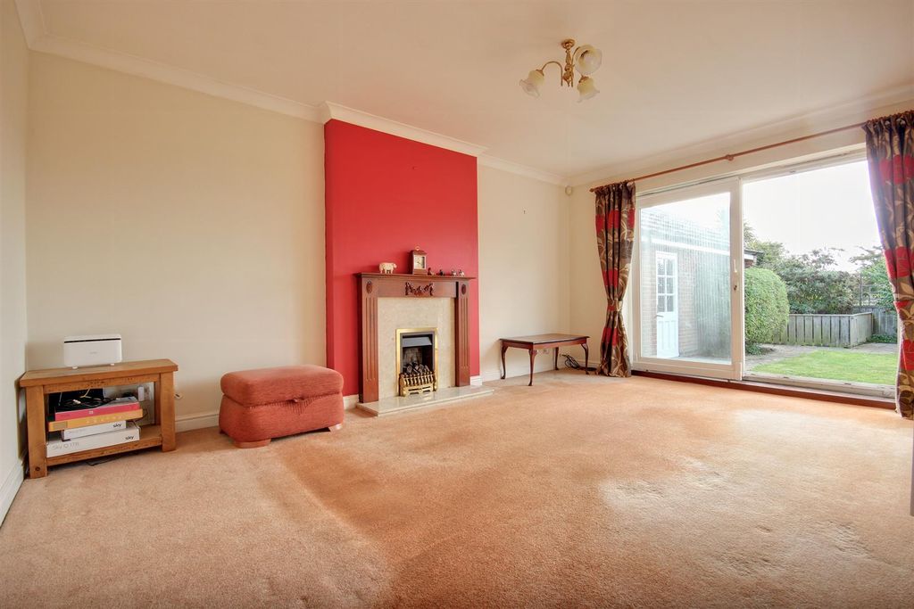 Property photo 2 of 13 Carr Lane (1).Jpg