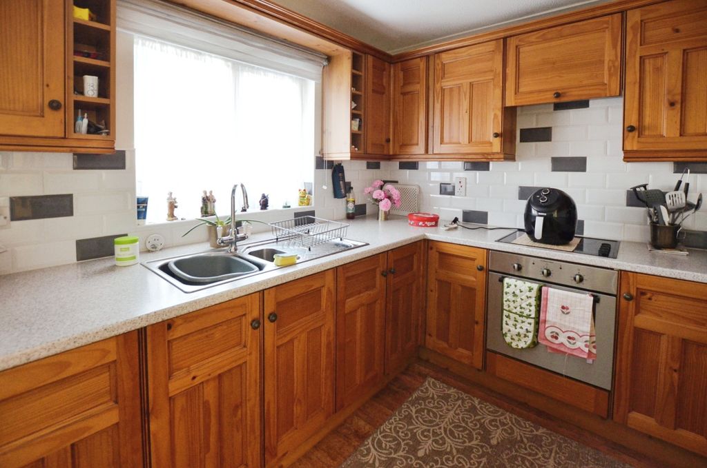 Property photo 3 of 15 D1E136Fb-Img_2547