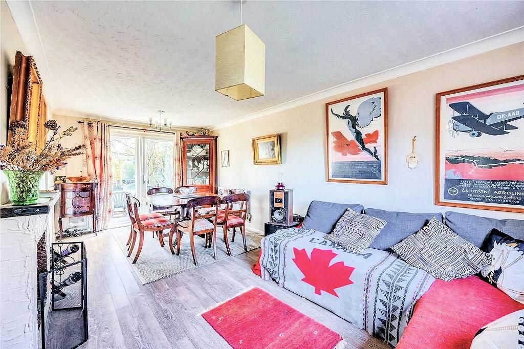 Property photo 3 of 19 Lounge/Dining Room