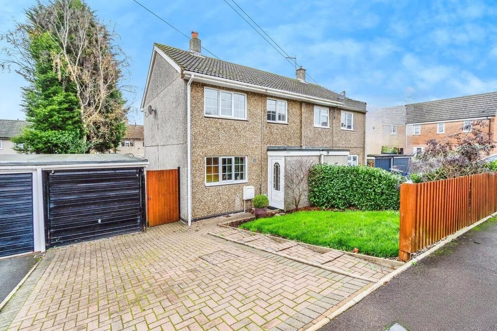 Property photo 2 of 9