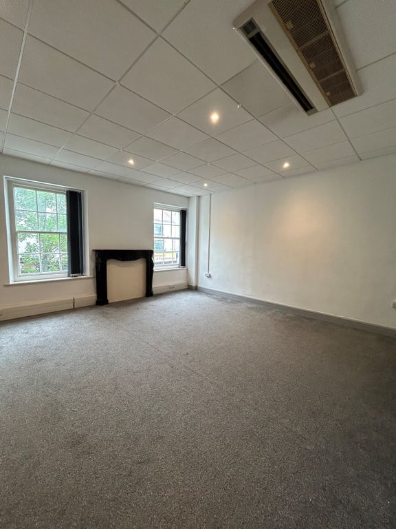 Property photo 3 of 7 1
