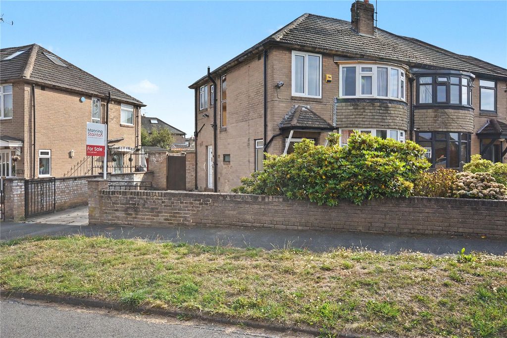 Property photo 1 of 16 Picture No. 32
