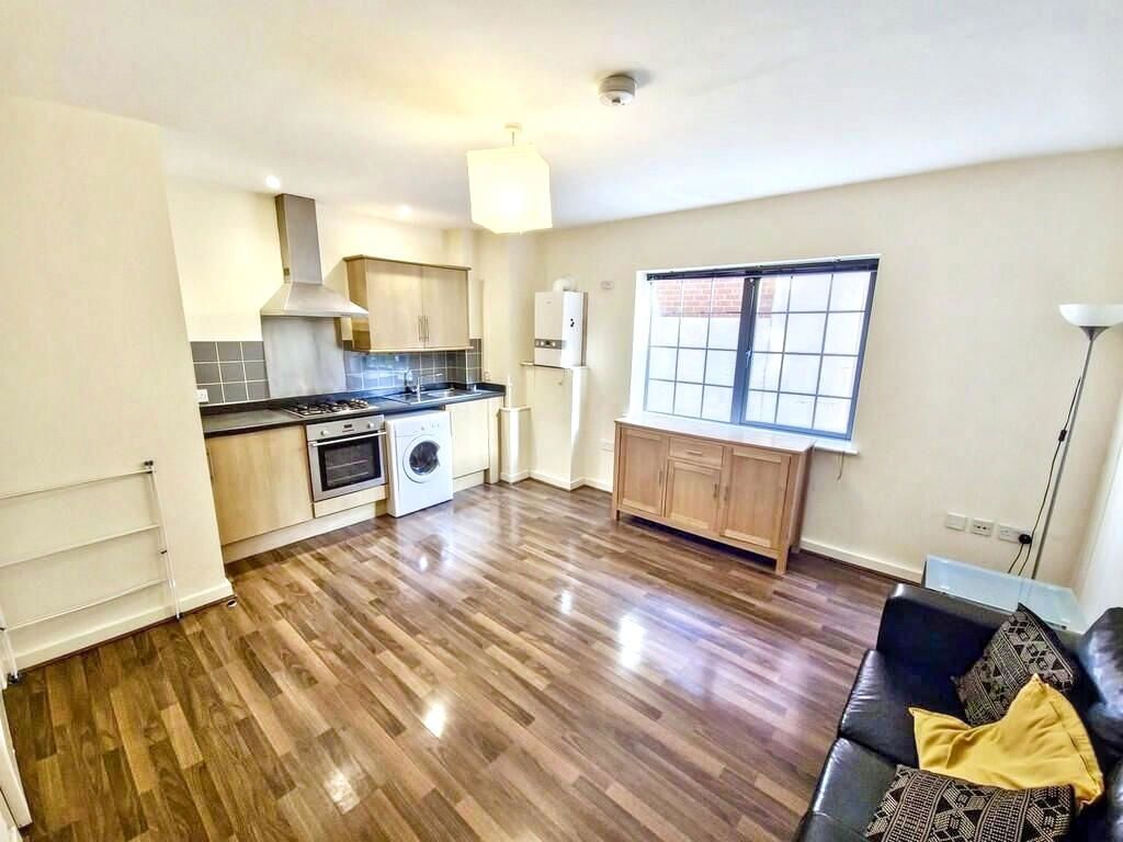 Property photo 2 of 7