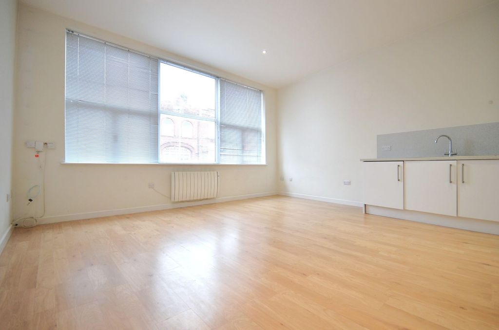 Property photo 3 of 9