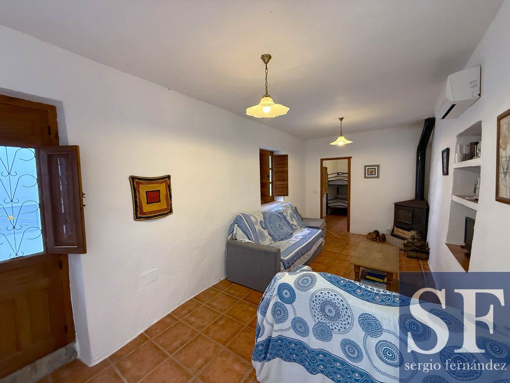Property photo 3 of 20