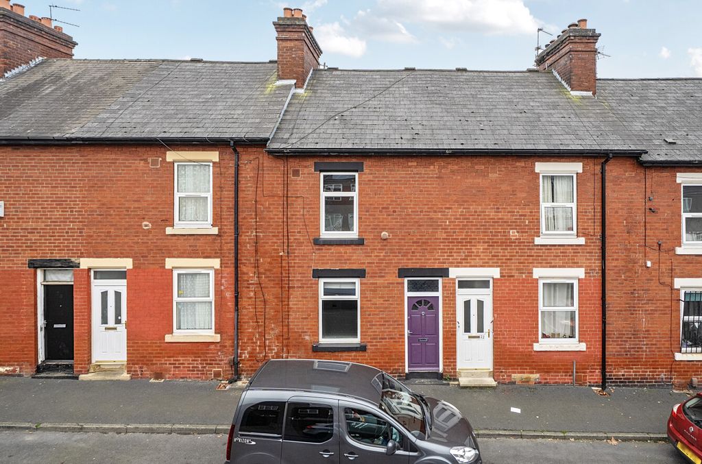 Property photo 1 of 11 Front