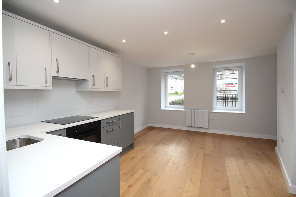 Property photo 2 of 10 Picture No. 15