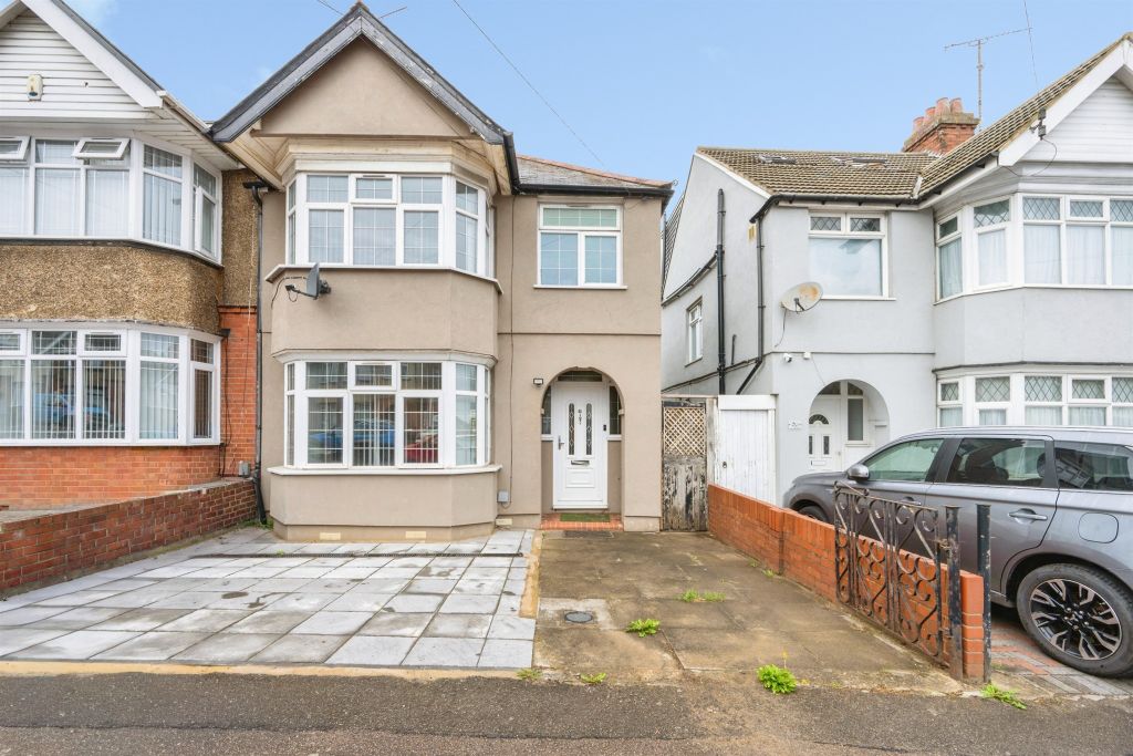 Property photo 1 of 19