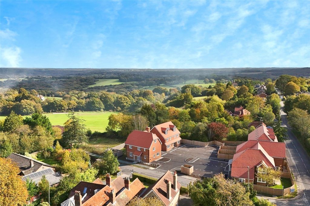 Property photo 2 of 19 Picture No. 08