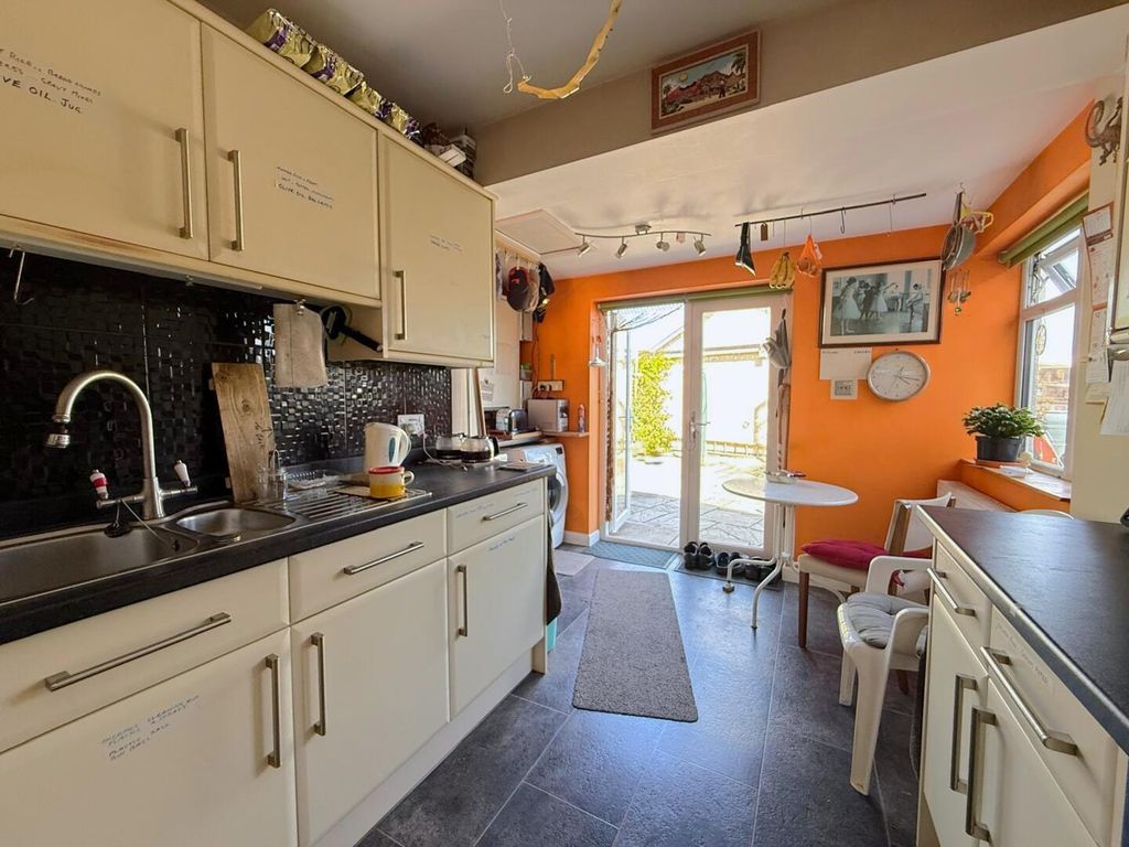 Property photo 2 of 37 Kitchen