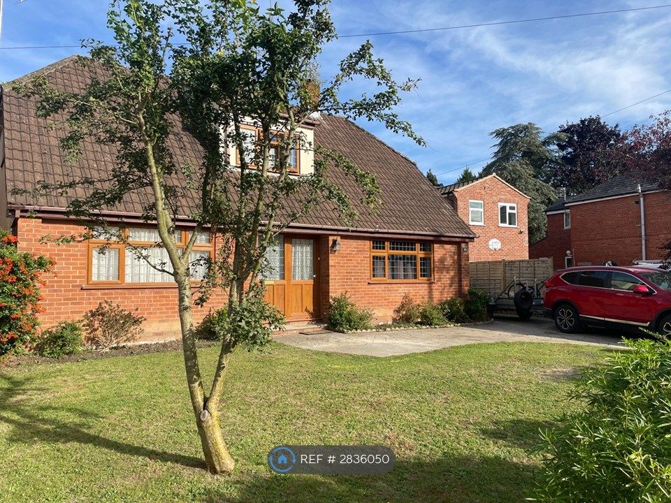 Property photo 2 of 33 House