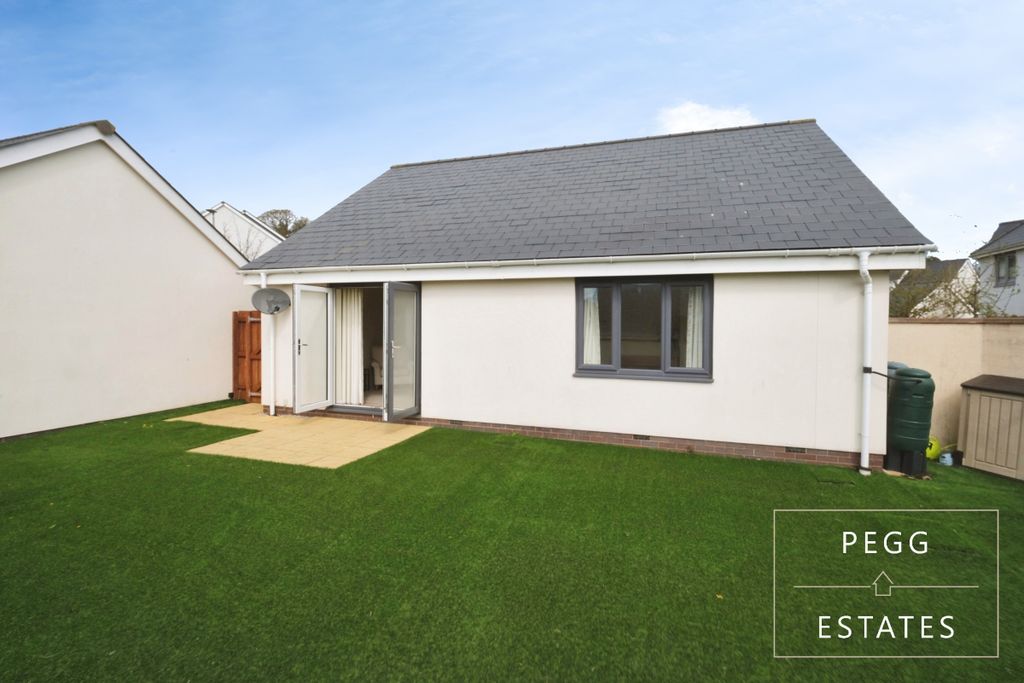 Property photo 3 of 23