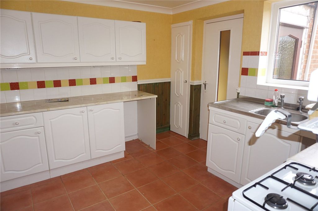 Property photo 3 of 7 Picture No. 14