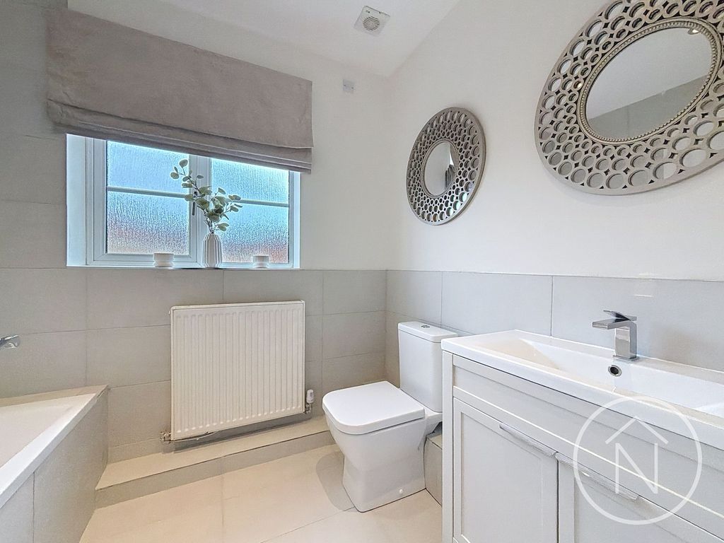 Property photo 3 of 26