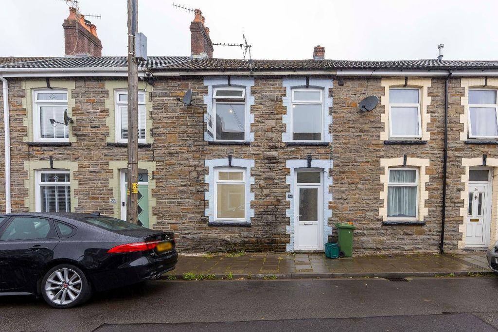 Property photo 1 of 21