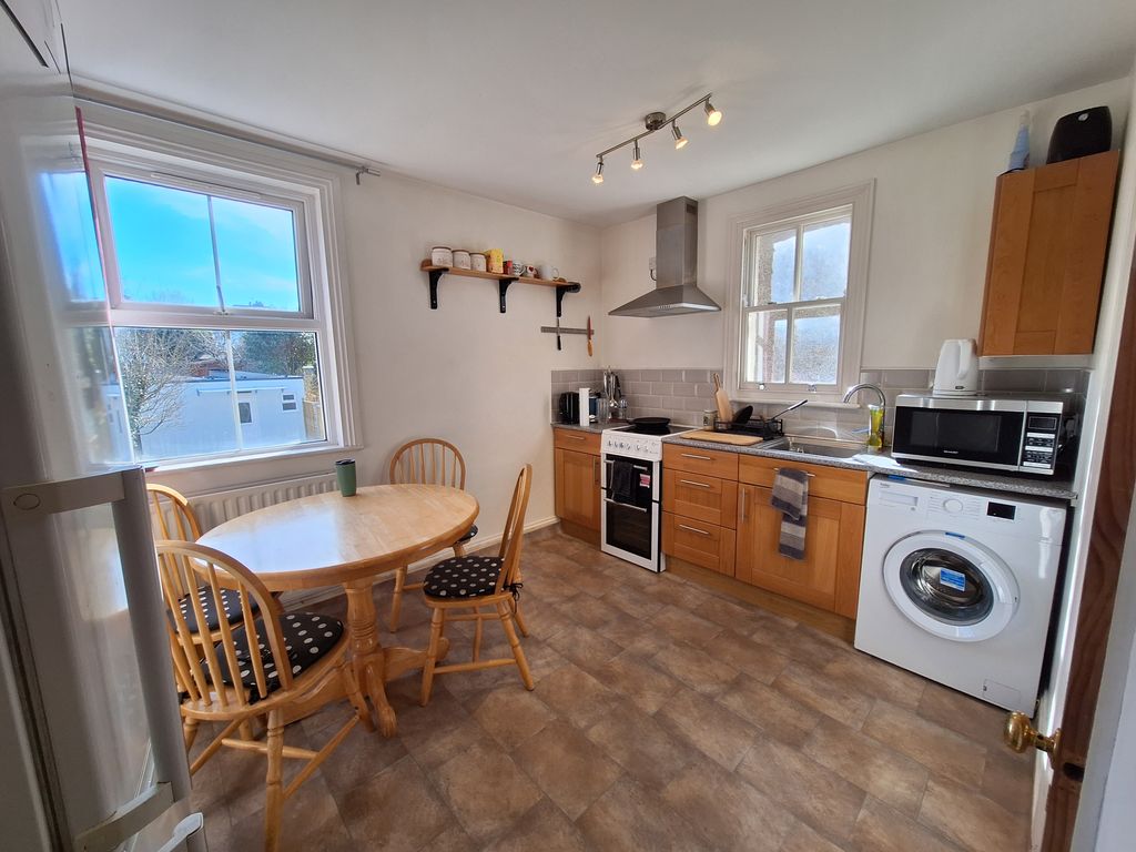 Property photo 1 of 12 Kitchen
