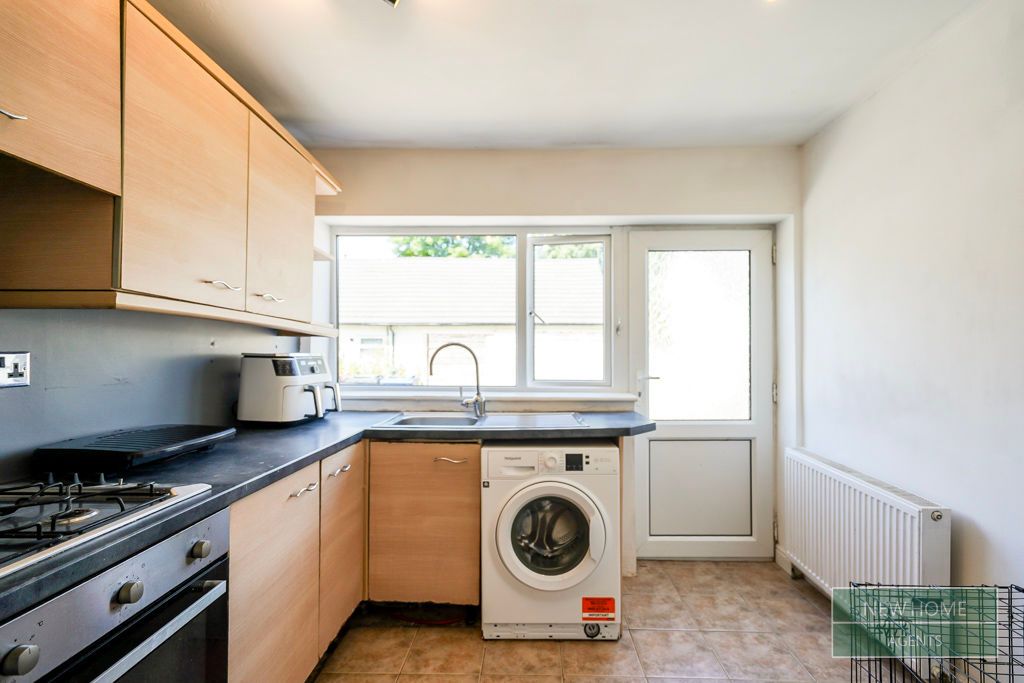Property photo 3 of 18 Photo 9