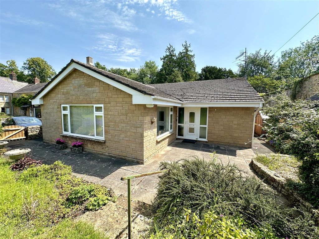 Property photo 1 of 15 Front
