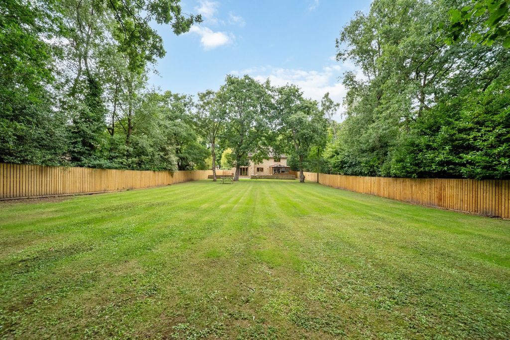 Property photo 2 of 32 Picture No. 57