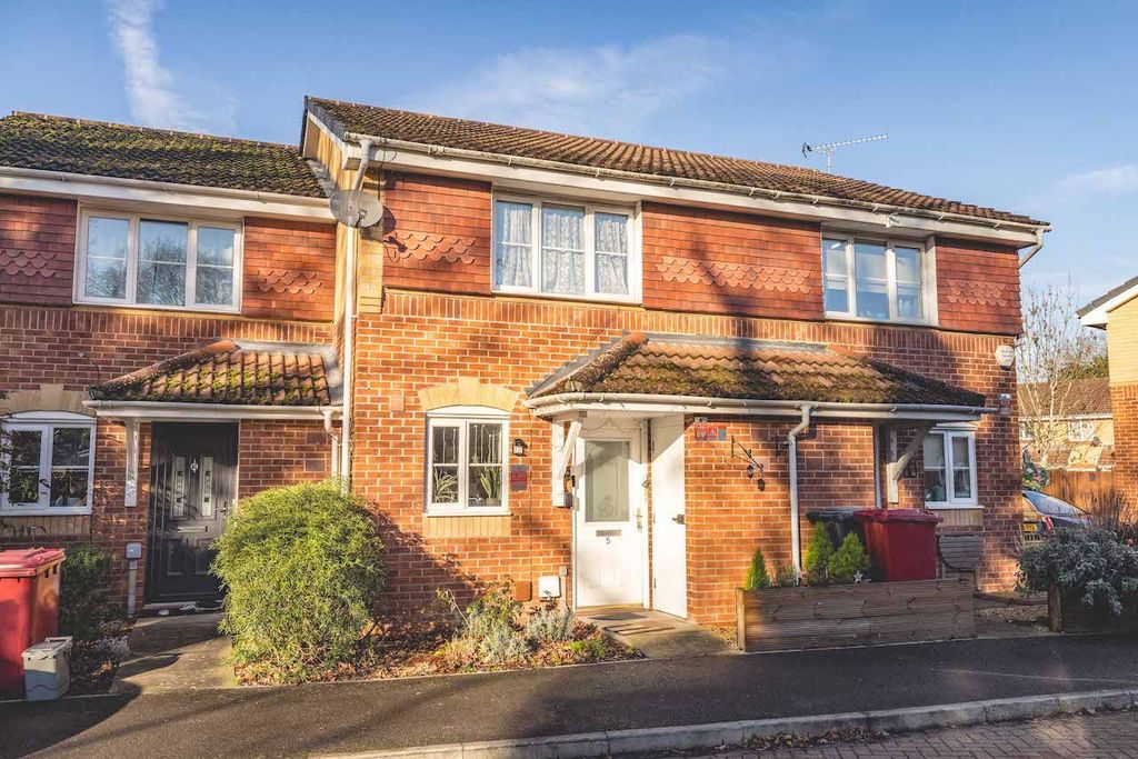 Property photo 1 of 16