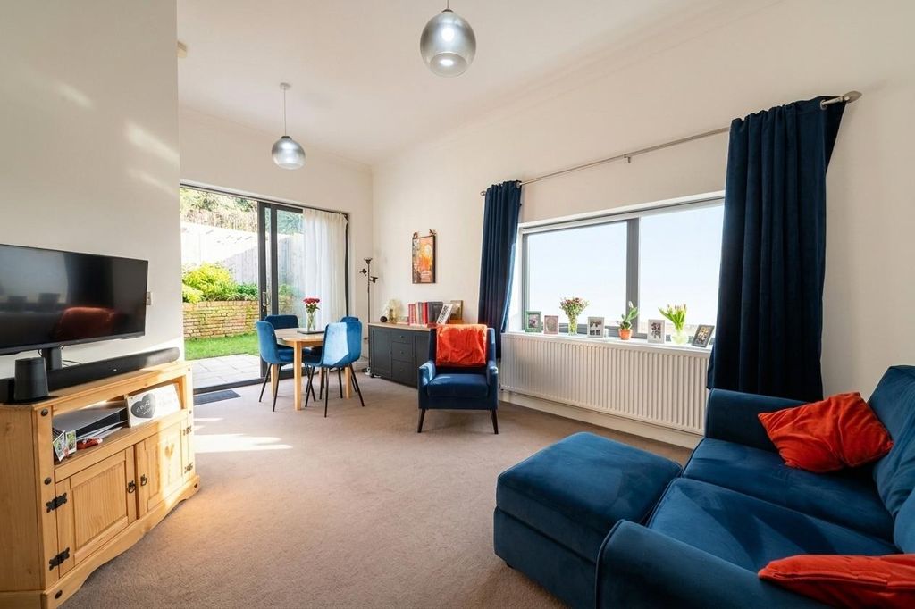 Property photo 3 of 13 Living Room