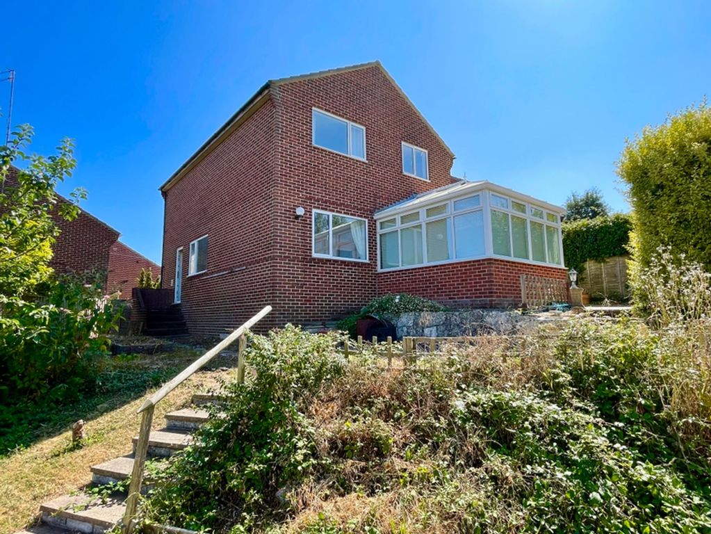 Property photo 1 of 26