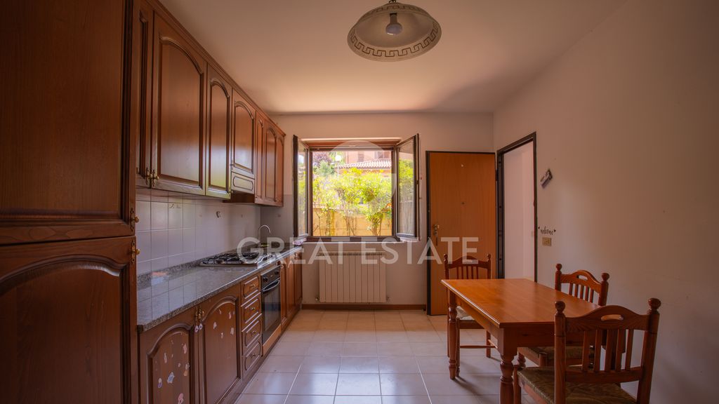 Property photo 2 of 16 Interiors